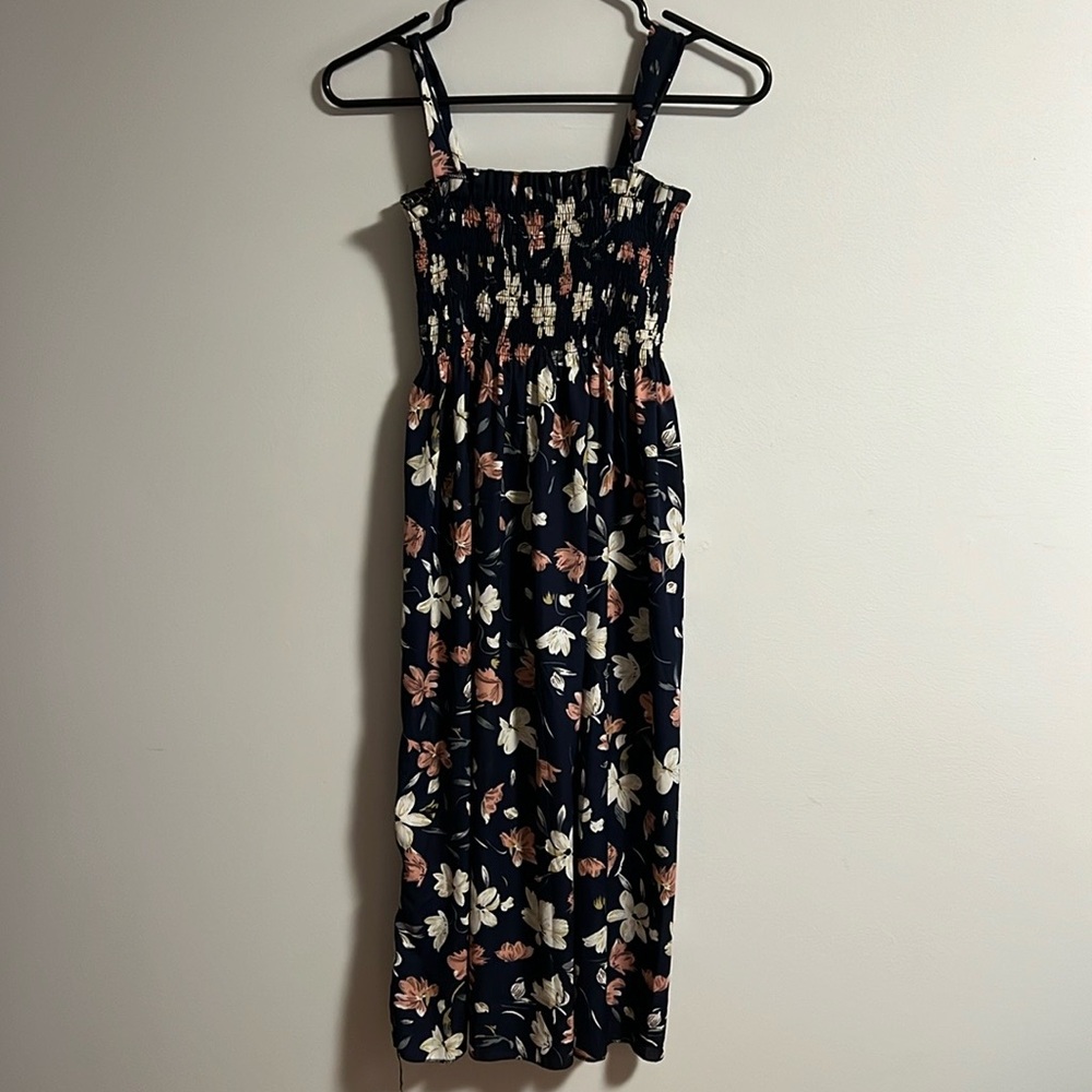 Lightweight midi dress - size medium - blue with a floral pattern